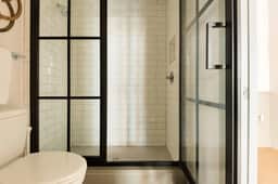 Urban Luxury Retreat:Mercantile on Morris/1BR/WiFi