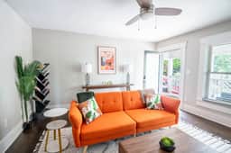 Avondale Adventure-Serene City Stay-King Bed/Games