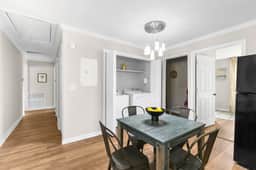Druid Hills Retreat | Group Stay/King Bed/Parking