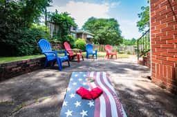 Garden Haven - Family/WiFi/Fenced Backyard/Pets