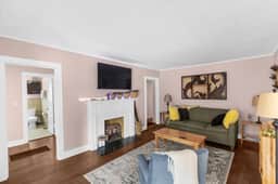 Green Acres Cottage | Cozy/Patio/Fenced Backyard