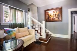 Magnolia Middle Suite| Queen Beds/Couples/Downtown