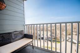 Ridge Retreats Unit E- WiFi/4 Queen Beds/Groups