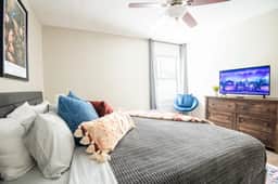 Ridge Retreats Duo: Big Groups/Free Parking/Wifi