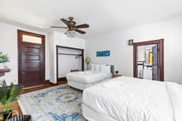 The Jefferson House | Private Parking | Group Stays