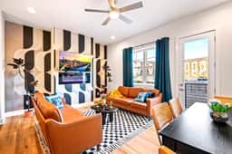 The Encore - Rooftop Hot Tub/Game Room/Sleeps 12 - Image 2