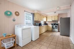 Green Acres Cottage | Cozy/Patio/Fenced Backyard - Image 5