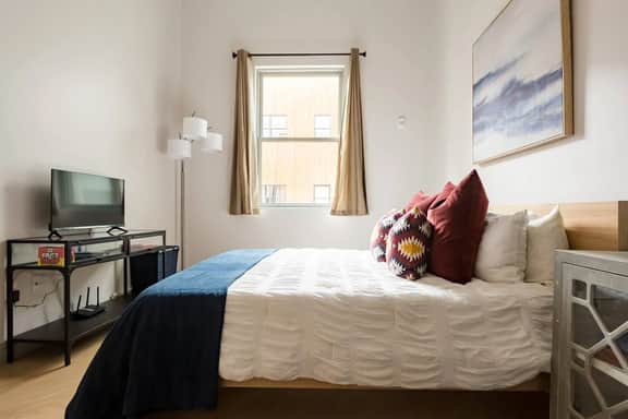 Urban Luxury Retreat:Mercantile on Morris/1BR/WiFi