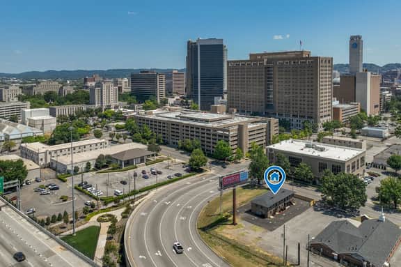 Central Suites Trio-Groups/Multi-King Beds/Parking