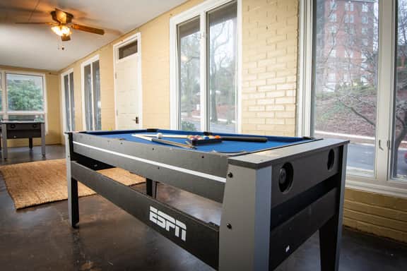 Hanover Haven | Grand Historic Retreat/Game Room