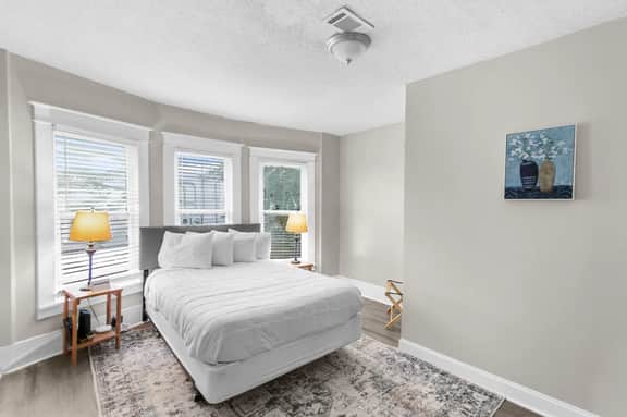Highland Cottage | Group Stay/Patio/Backyard+Grill