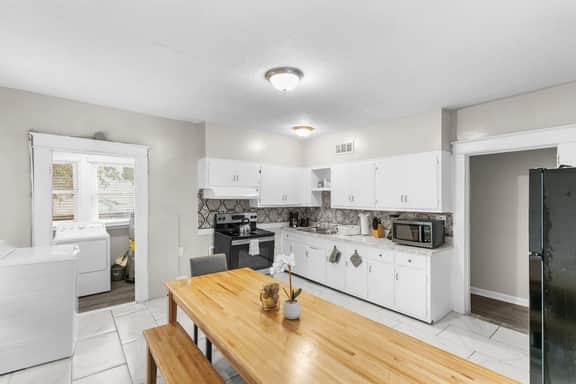 Highland Cottage | Group Stay/Patio/Backyard+Grill