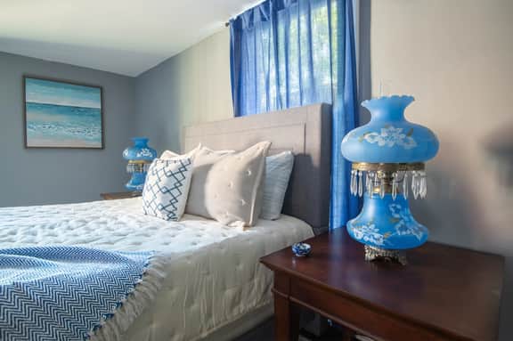 Magnolia Garden Suite - Historic/WiFi/Downtown