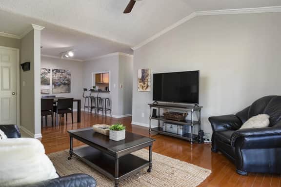 Morning Sun Escape- 3 Bedrooms, King Beds, Balcony