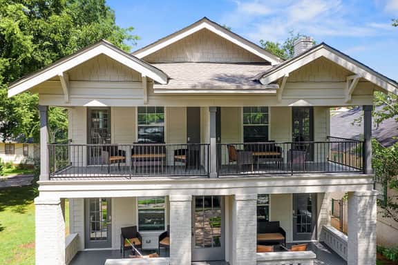 Avenue Quads - Minutes from City/Parking/Units 2&4