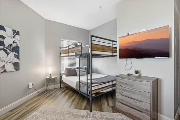 Serenity Ridge Clubhouse Unit 6- Big Groups/Pool
