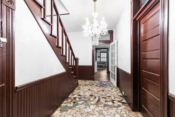 The Jefferson House | Private Parking | Group Stays