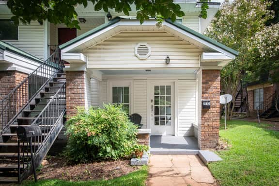 Tri-City Traditions – Groups/WiFi/Downtown