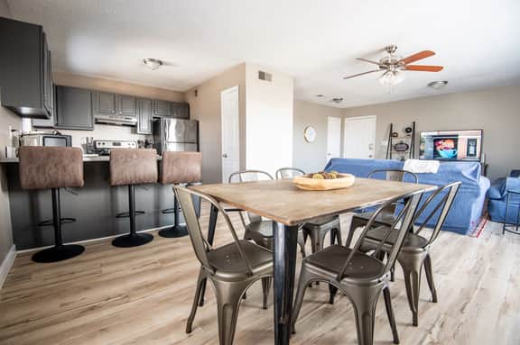 Ridge Retreats - Large Groups/6 Bedrooms/King Beds