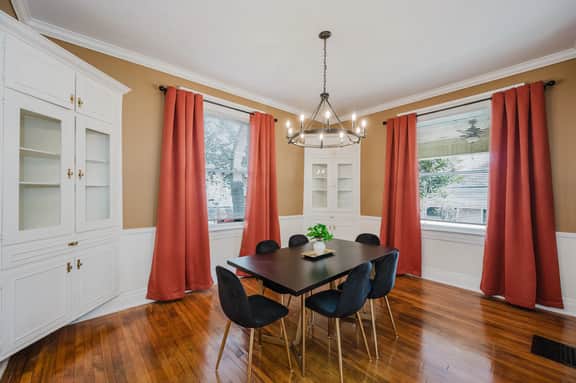 Vulcan Heights - Historic Home with Modern Touches - Image 5