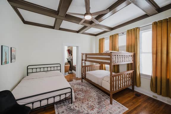 Vulcan Heights - Historic Home with Modern Touches - Image 4