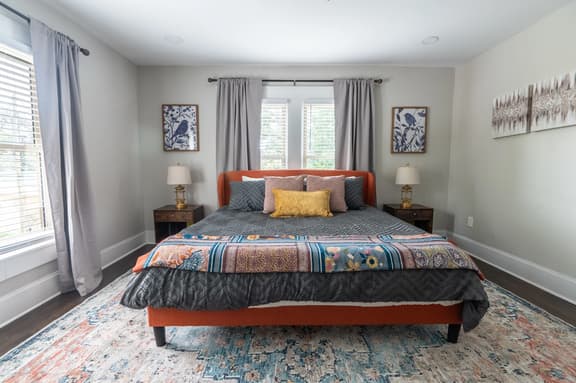 Avondale Adventure-Serene City Stay-King Bed/Games