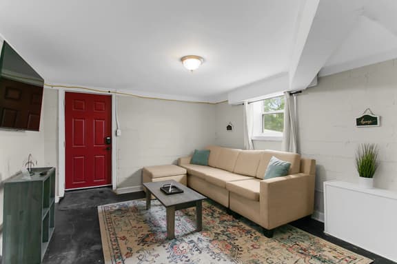 Dugan Cottage Suite B - City Stay/WorkSpace/WiFi