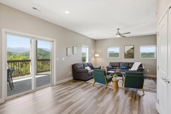 Serenity Ridge Clubhouse Unit 6- Big Groups/Pool